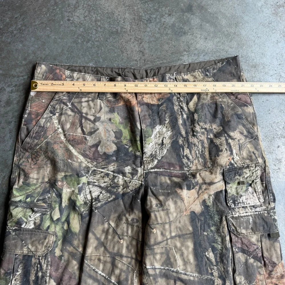 VTG Y2K Camo Cargo Shorts Baggy Loose Fit Skater Faded Glory Mens 42x12